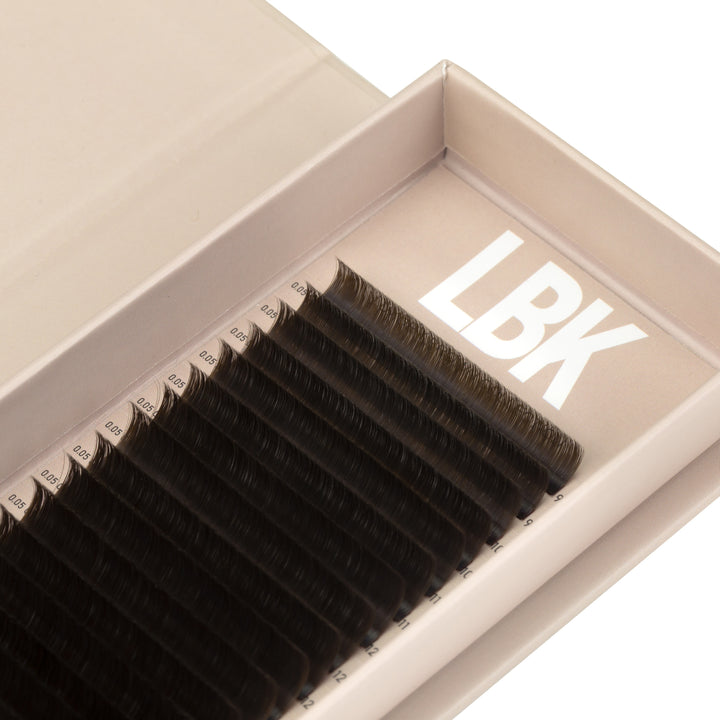 .05 Dark Brown Easy Fan Lash Tray Luxury Collection